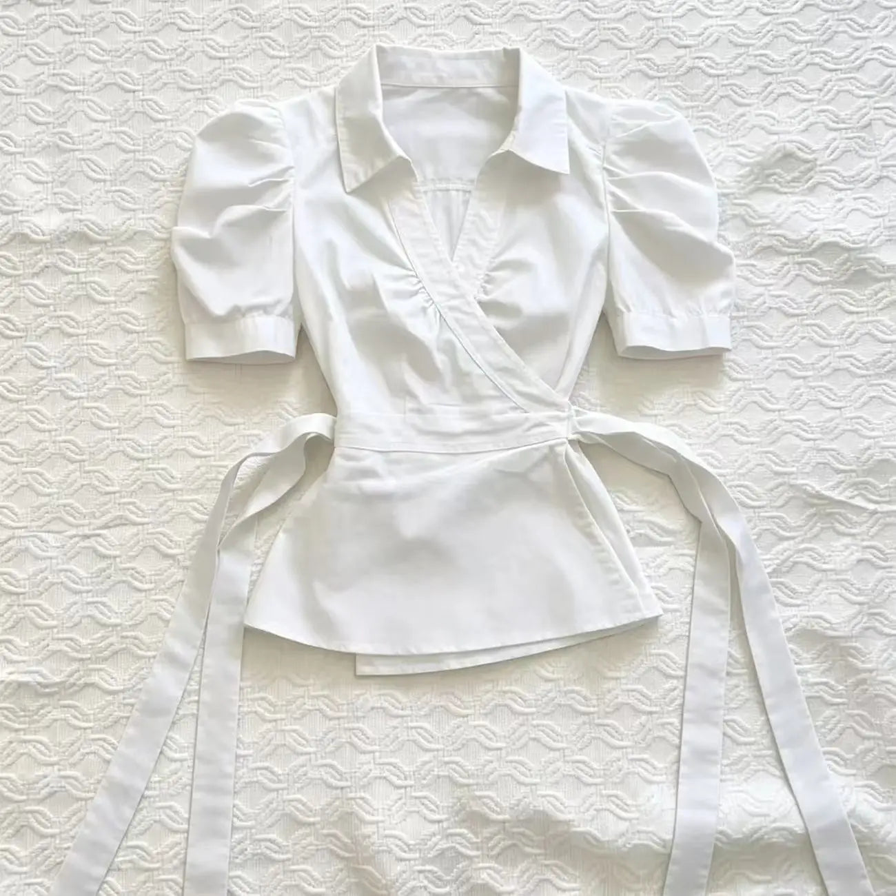 Vintage Elegant Tees Women Slim Back Bandage Shirt Button High Neck Ladies T-shirt Summer Commuter Short Sleeve Female Y2k Tops